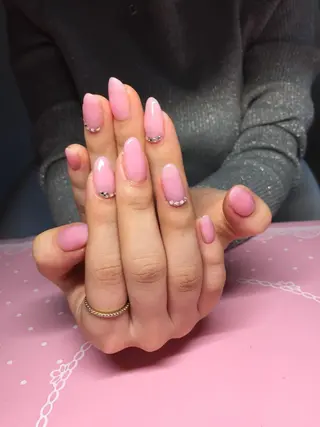 ネイル モナンジュ マツパ・眉毛専門のマツエク・マツパデザイン