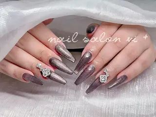 ネイル ✨Nailsalon Vi+✨のネイルデザイン