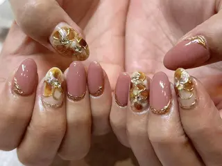 ネイル 【山岡】 ロイヤル•セラピストのネイルデザイン