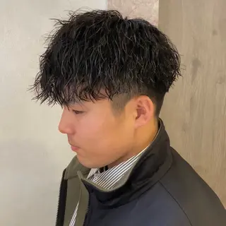 ショート パーマ メンズ ナツハラ サトシのヘアスタイル