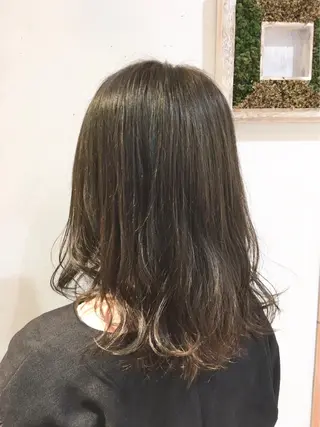 セミロング カラー Neolive Cava 相模大野店所属・sola: neoliveのヘアスタイル