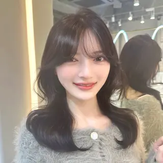ミディアム カラー 新宿/韓国レイヤー 髪質改善カラー/角所のヘアスタイル