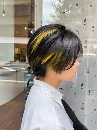 ショート カラー CoCooN Hiromiのヘアスタイル