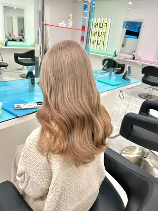 ロング トレンドモテカラー 🩷色落ちまで可愛くのヘアスタイル