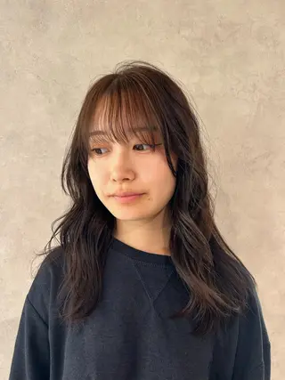 セミロング カラー ayano🍒パーマ 暖色カラーのヘアスタイル