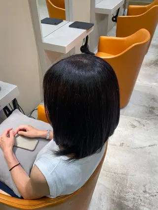 ミディアム カラー 石井美羽 NEROのヘアスタイル