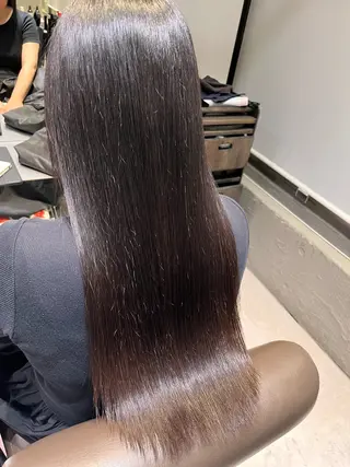 ロング ✨️大手町東京駅💎 縮毛矯正💎小穴侑哉のヘアスタイル
