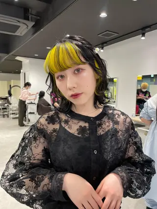 カラー Shiori・:* 💫のネイルデザイン