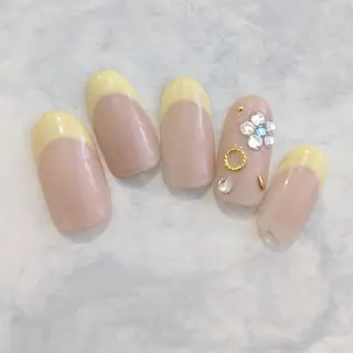 ネイル Gerbera Nailistのネイルデザイン