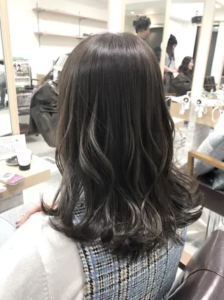 ミディアム Zina 難波所属・YUDA 湯田のヘアスタイル