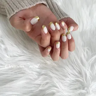 ネイル 𝓇𝒶𝓃𝒶𝓃 𝓃𝒶𝒾𝓁のネイルデザイン