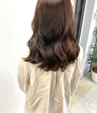 ミディアム 新井 広樹のヘアスタイル