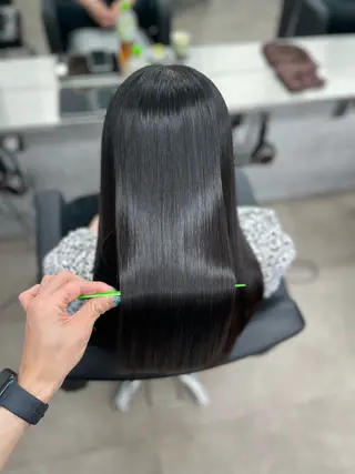 ロング 🦄髪質改善トリー トメント🦄イリスのヘアスタイル