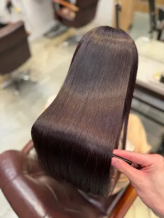 ロング ブリーチ縮毛矯正 💎TAICHIのヘアスタイル
