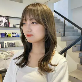 セミロング 🐈⬛韓国ヘア カノン♥️のヘアスタイル