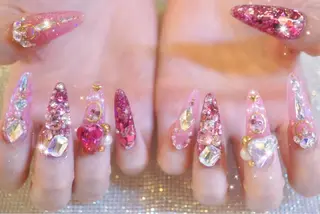 ネイル Rire_eye+beauty_nail所属・Rire_ nail_yukiのネイルデザイン