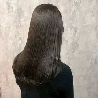 カラー 小浦 花澄のヘアスタイル