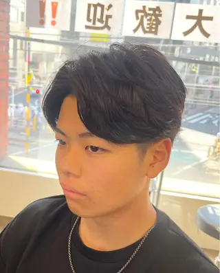 ショート パーマ メンズ カルマ・ニュアンス パーマ　須田龍世のヘアスタイル