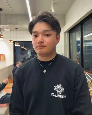 ショート メンズ ケアブリーチ/ ハイトーン/牧野のヘアスタイル