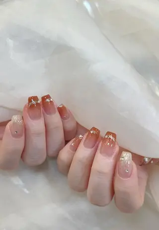 ネイル RAFFINE 月🦋🩵のネイルデザイン