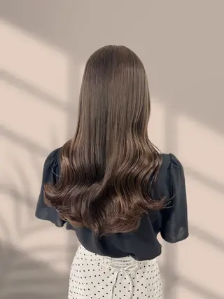 ロング カラー くすみミルクティー/ ブラウン🪡TOWAのヘアスタイル