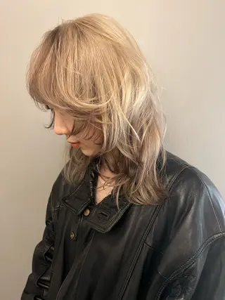 ミディアム カラー haco＋所属・圧倒的デザイン力 店長🎨RENAのヘアスタイル