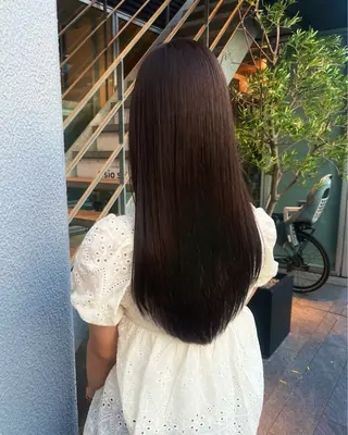 ロング イケハラ ナナミのヘアスタイル