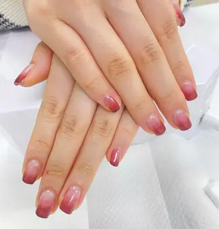 ネイル ネイルサロンエーナイン東雁来店所属・吉留 あやののネイルデザイン