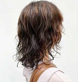 ミディアム カラー パーマ ヘアアレンジ 〽️magico/ ウルフDaiki〽️のヘアスタイル