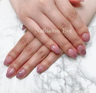 ネイル Nailsalon Eve（イヴ）のネイルデザイン