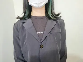 セミロング 🇰🇷透明感×ハイ トーン🌟tomoのヘアスタイル