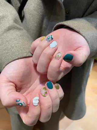 ネイル 栗田 ゆう子のネイルデザイン