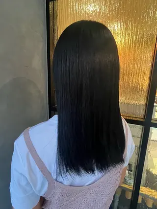 ミディアム カラー イケハラ ナナミのヘアスタイル