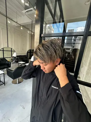 ショート カラー Maison Halu YUKIのヘアスタイル