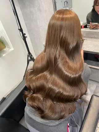 ミディアム カラー mimiiy梅田 中崎町ハイトーンのヘアスタイル