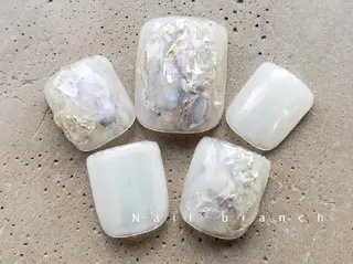 ミディアム カラー パーマ ヘアアレンジ メンズ アイブロウ マツエク・マツパ ネイル キッズ Nail branchのネイルデザイン