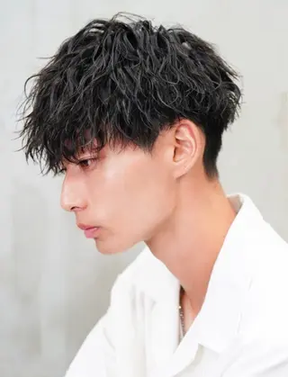 ショート ⭐️メンズ特化⭐️ パーマ　カラーのヘアスタイル