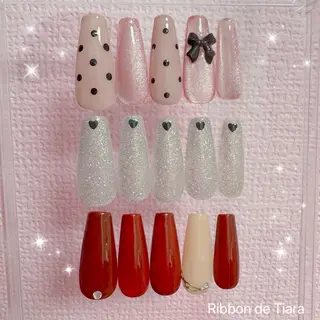 ネイル Ribbon de Tiara所属・Ribbon de Tiara MAIのネイルデザイン