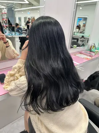 ロング カラー 韓国トレンド寒色💍 ayana💍のヘアスタイル