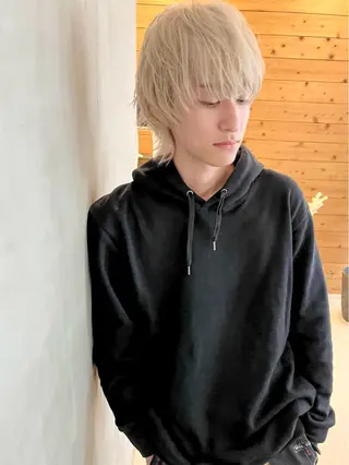 ショート ill副店長 立和田純也のヘアスタイル