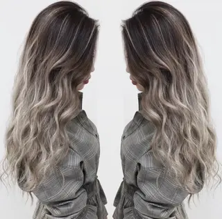 ロング カラー 奥山義進/ハイトーン /バレイヤージュのヘアスタイル