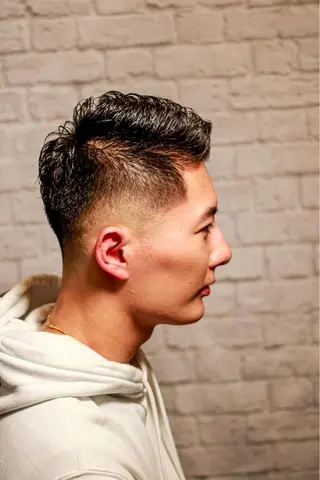 ショート パーマ メンズ 銀座マツナガ新宿野村ビル店所属・メンズカット 佐藤優菜のヘアスタイル