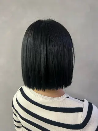 ショート カラー パーマ ヘアアレンジ 柳川 瑠衣菜のヘアスタイル