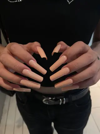 ネイル GO TODAY シェアサロン 渋谷Amiu店所属・渋谷ネイル🎀 y2k/海外ネイルのネイルデザイン