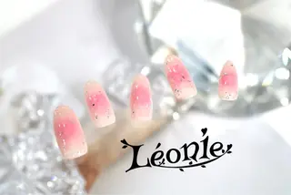 ネイル Leonie やまざきのネイルデザイン