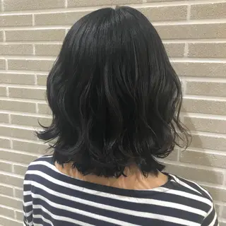 ミディアム 植田 菜月のヘアスタイル