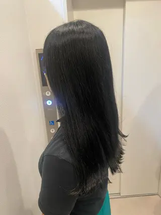 セミロング 水口 莉央のヘアスタイル