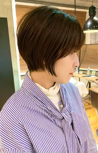 ショート カラー ボブ　くせ毛風パーマ 艶カラー/横山大樹のヘアスタイル