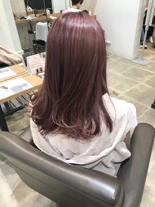 ロング カラー 細沼 葵のヘアスタイル