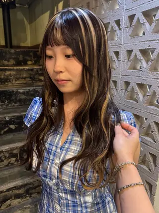 カラー HIKARIS 長澤彩のヘアスタイル